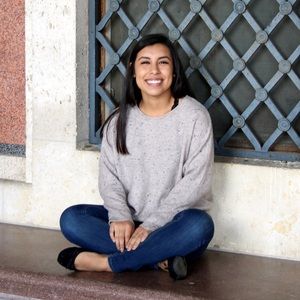 Meet your Posher, Fatima